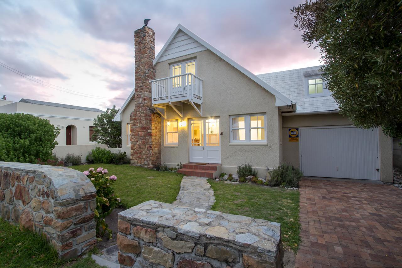 Stone Chimney Cottage Херманус Экстерьер фото